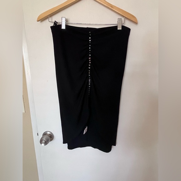 Laundry Black Asymmetrical Skirt with Diamond Embellishment on Side (Size Small) - Picture 4 of 9